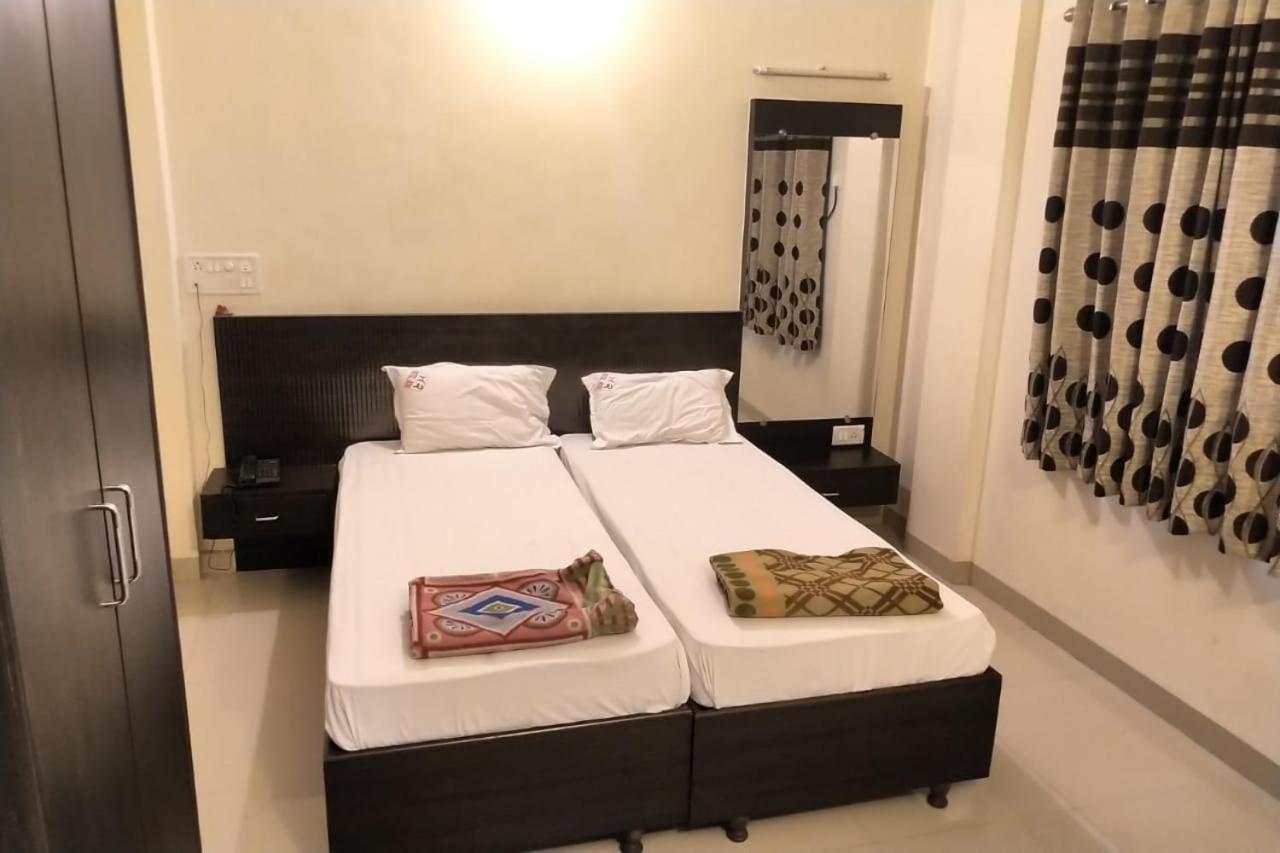 Hotel Rose Lodge Pune Eksteriør bilde